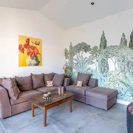 Maison Familiale Neuve Avec Piscine Chauffee 빌라