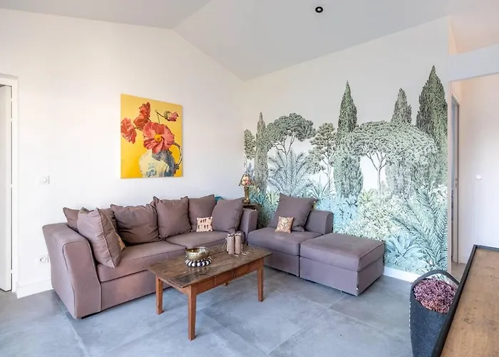 Maison Familiale Neuve Avec Piscine Chauffee 빌라