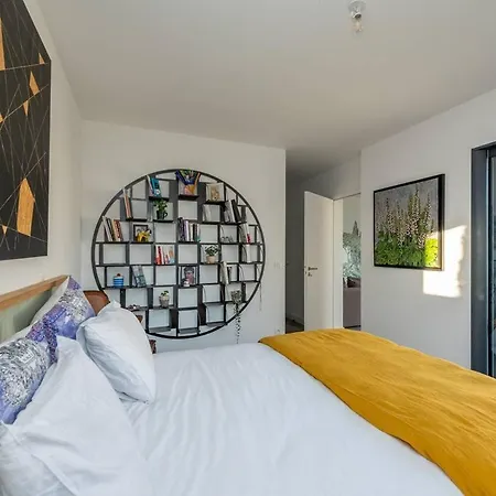 Maison Familiale Neuve Avec Piscine Chauffee